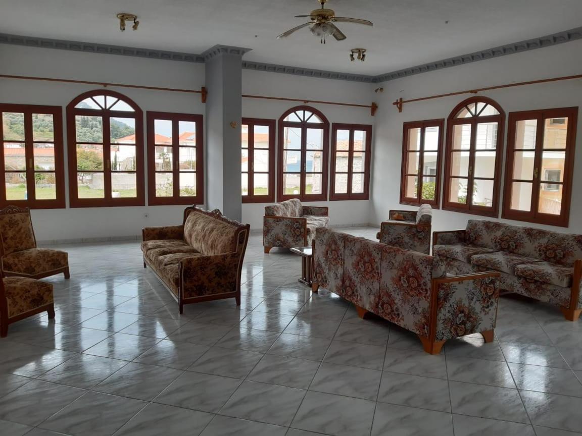 Iro Hotel Samos Ágios Konstantínos エクステリア 写真